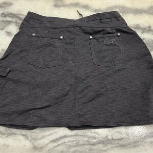 Kuhl Charcoal black skort size medium. Gym- workout- sporty